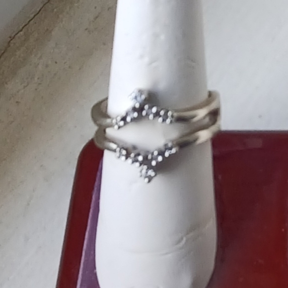 14K Diamond Wedding Rings - Picture 4 of 4